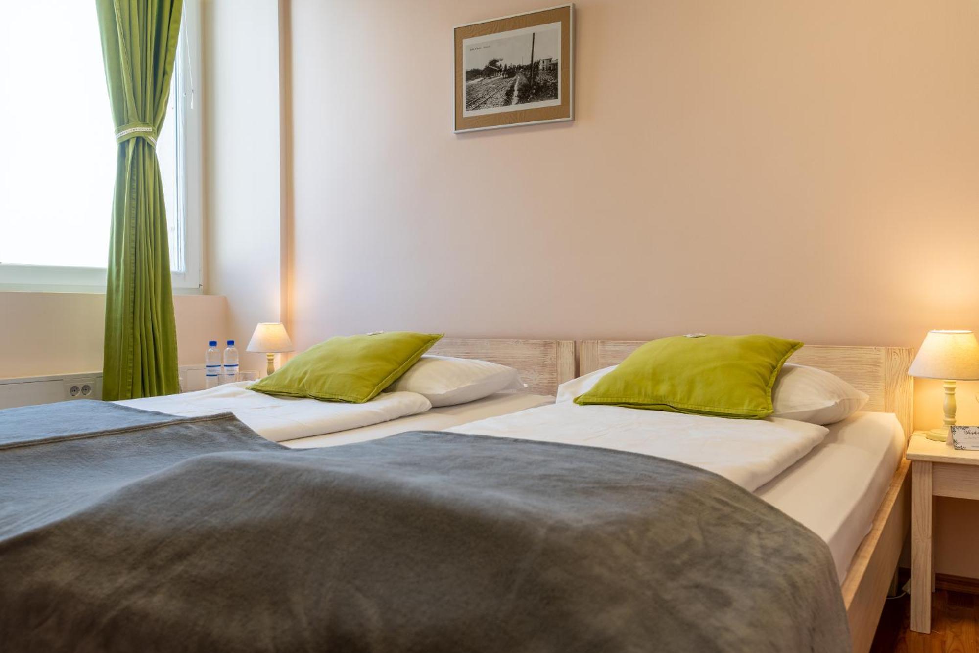 Hotel Stara Sola - Oleander Resort Korte Экстерьер фото